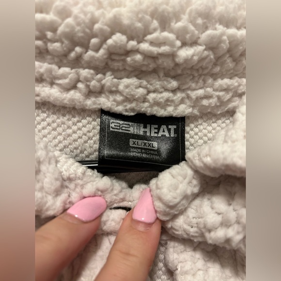 32 degrees Sherpa jacket - worn once - Picture 2 of 3